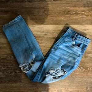 American Eagle Mom Jeans